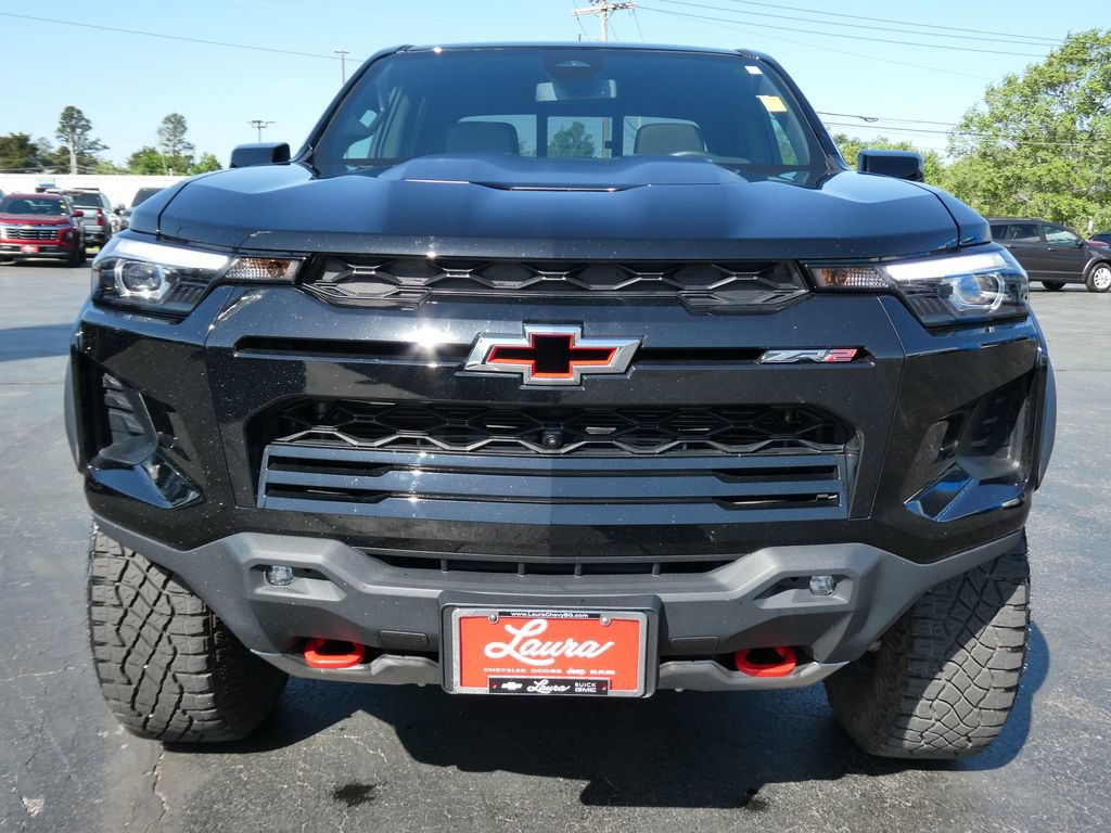 Certified 2025 Chevrolet Colorado ZR2 w/ Technology Package AWD/4WD image 12