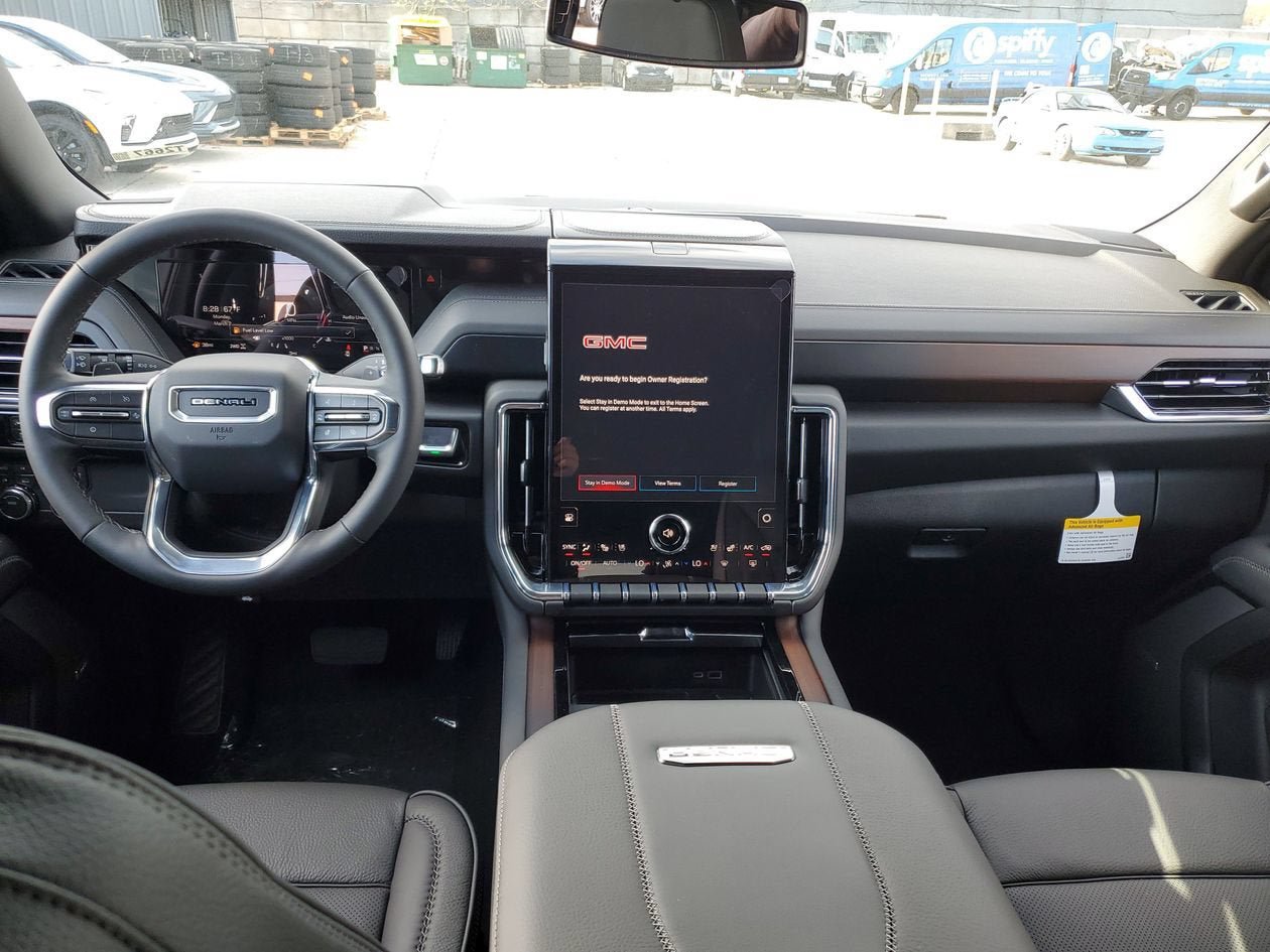 New 2026 GMC Yukon XL Denali w/ Sun & Power Step Package AWD/4WD image 12