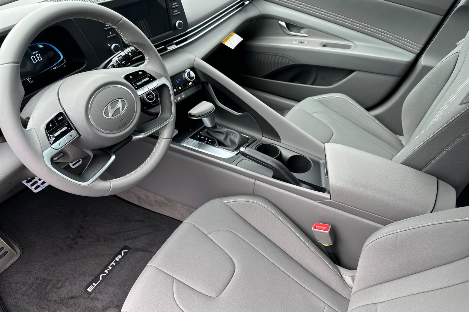 New 2026 Hyundai Elantra Sport FWD image 10