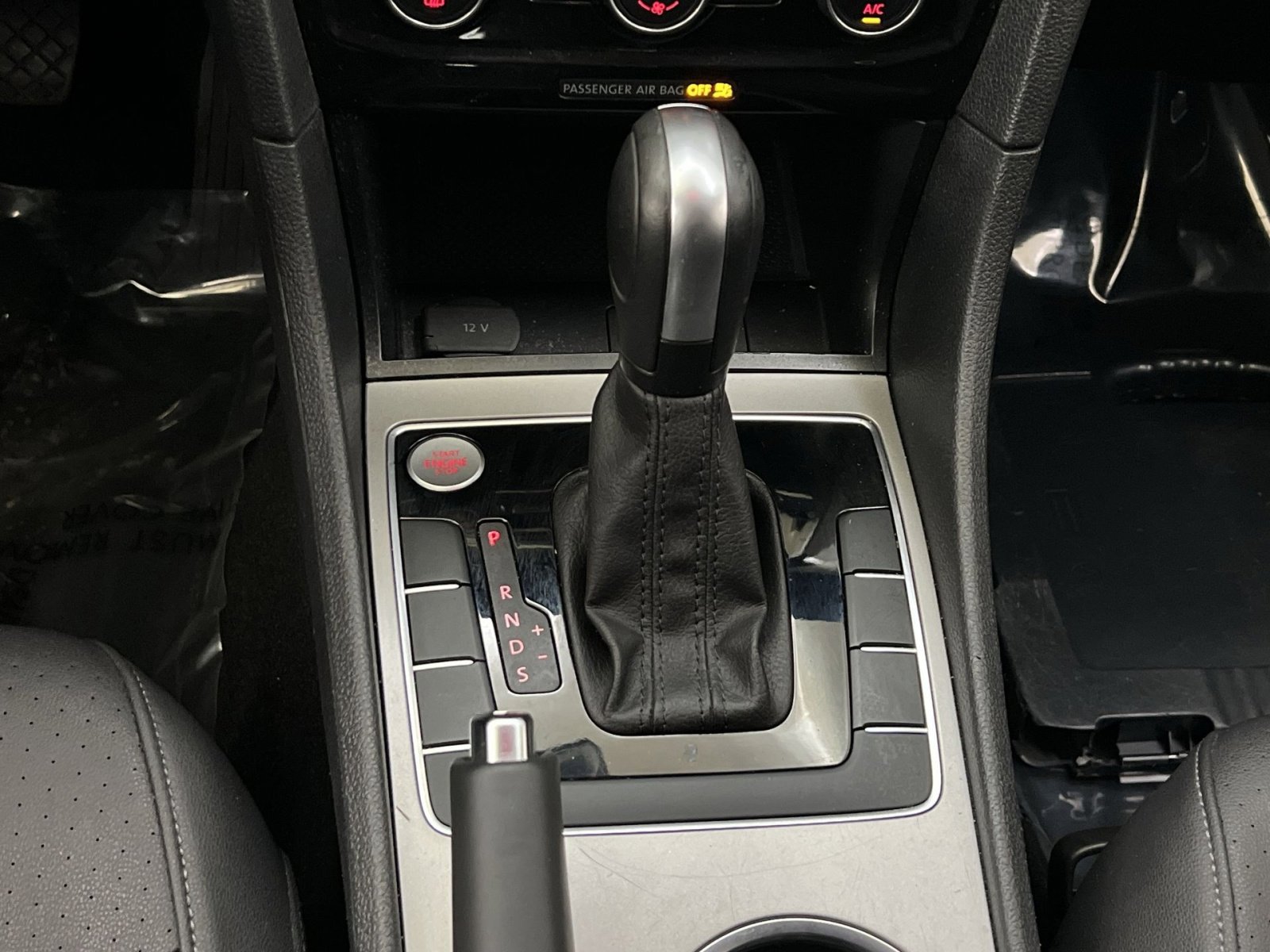 Used 2022 Volkswagen Passat 2.0T SE image 20