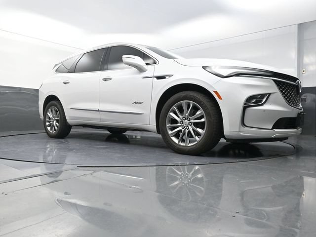 Used 2023 Buick Enclave Avenir w/ Avenir Technology Package AWD/4WD image 20