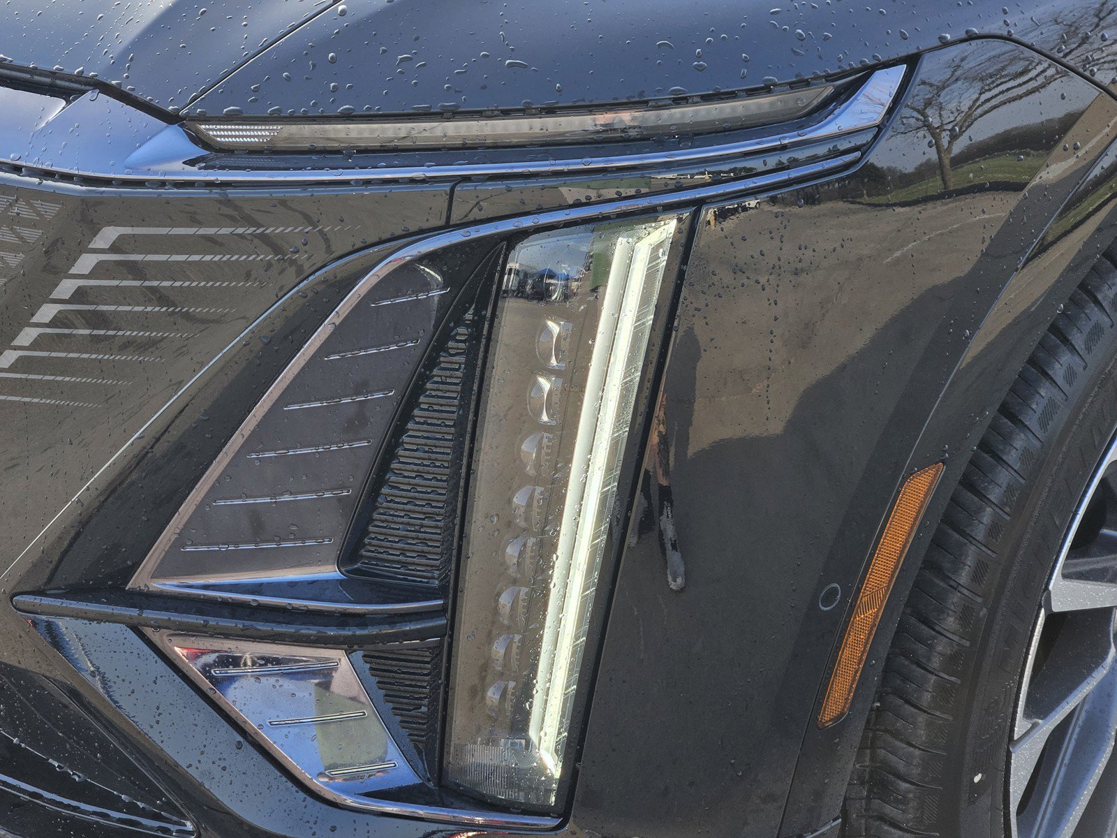 New 2026 Cadillac Lyriq Sport w/ LPO, Floor Liner Package image 5