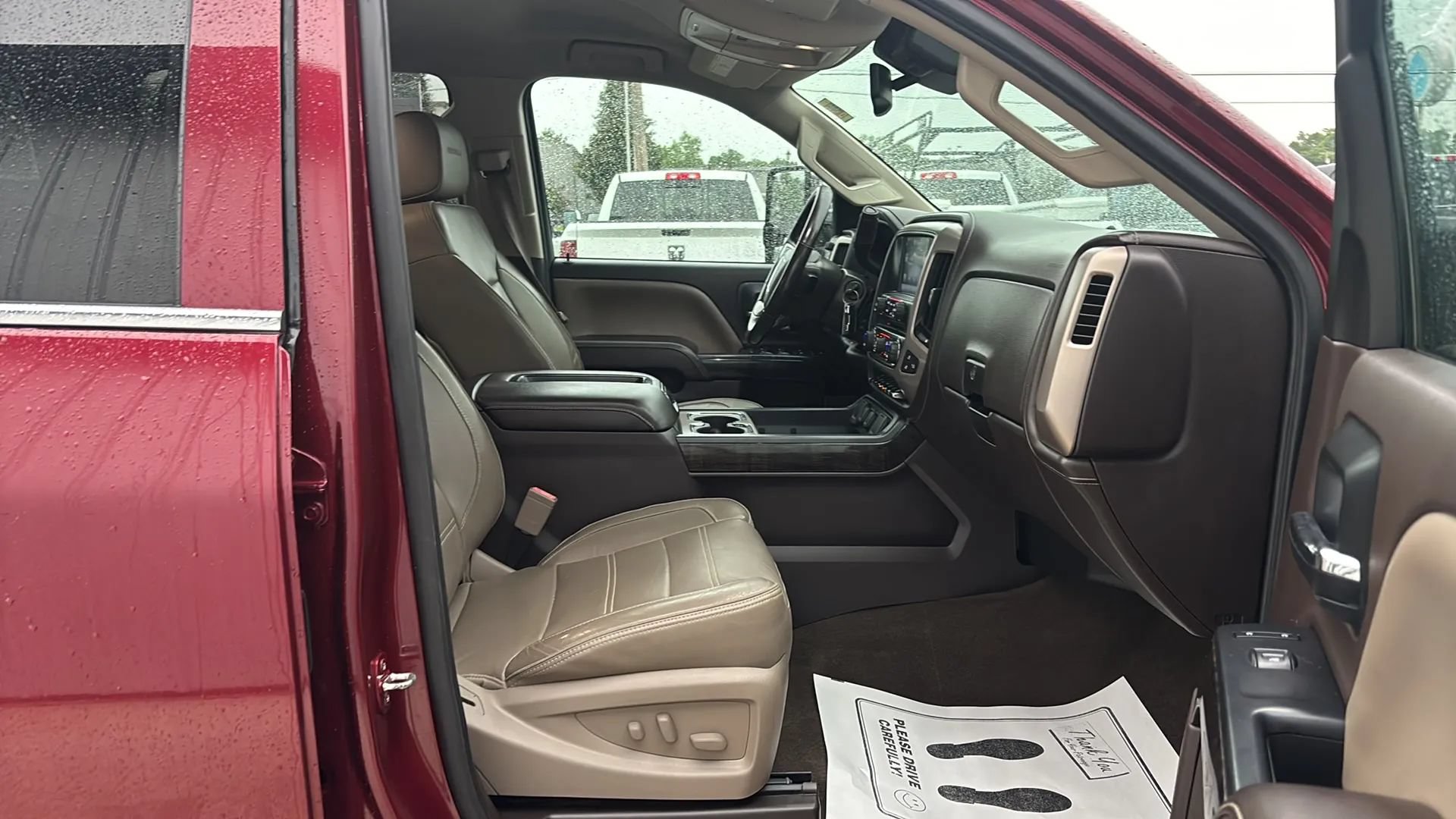 Used 2015 GMC Sierra 2500 Denali w/ Duramax Plus Package AWD/4WD image 18
