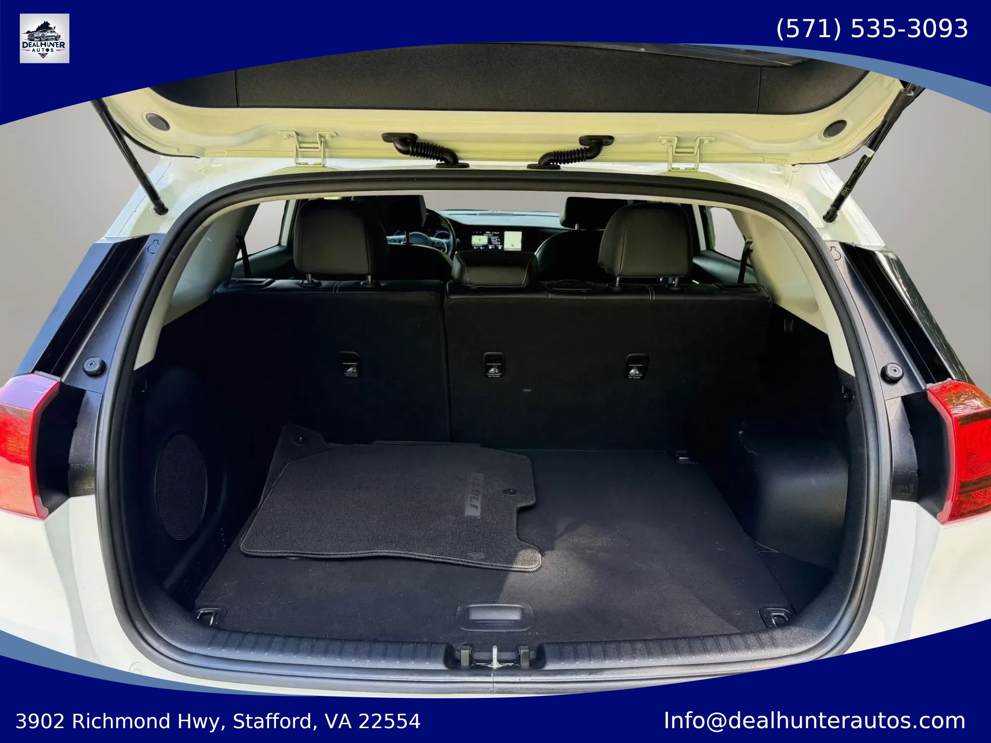 Used 2022 Kia Niro EX w/ Cold Weather Package FWD image 10