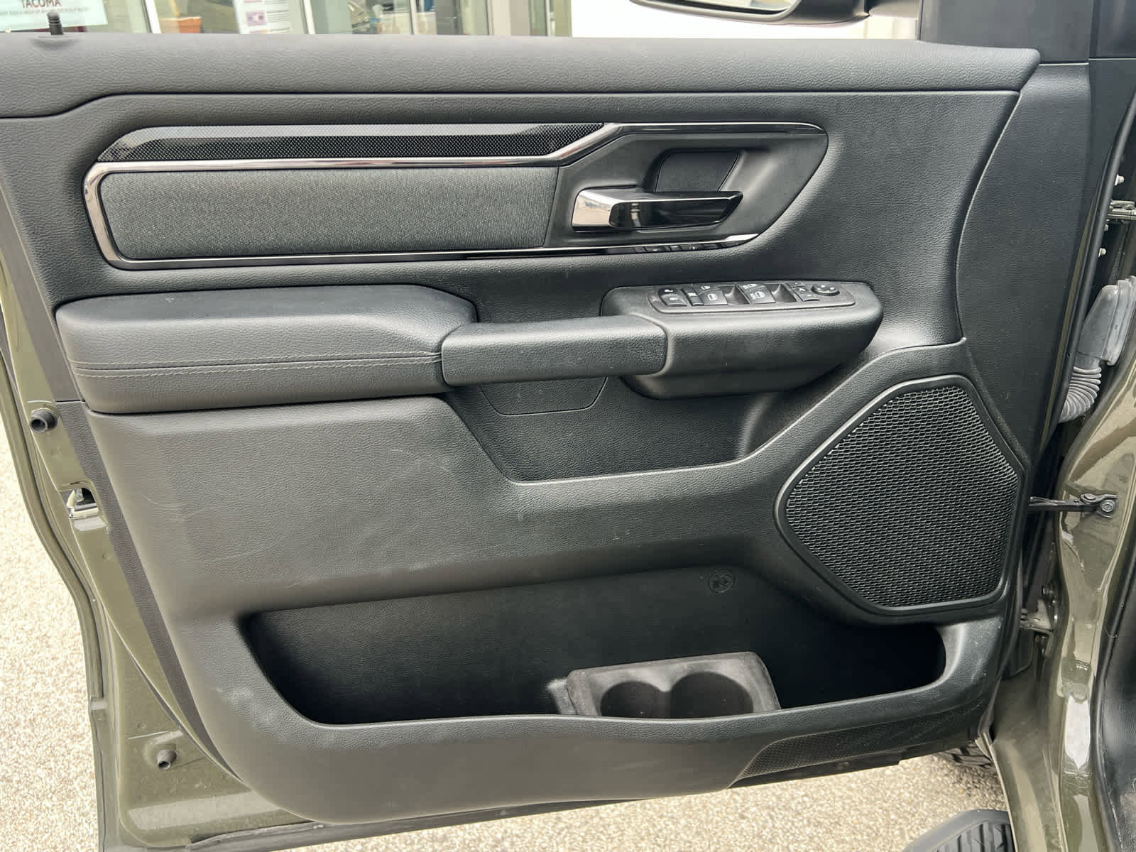 Used 2021 RAM 1500 Big Horn w/ Built-to-serve Edition image 14