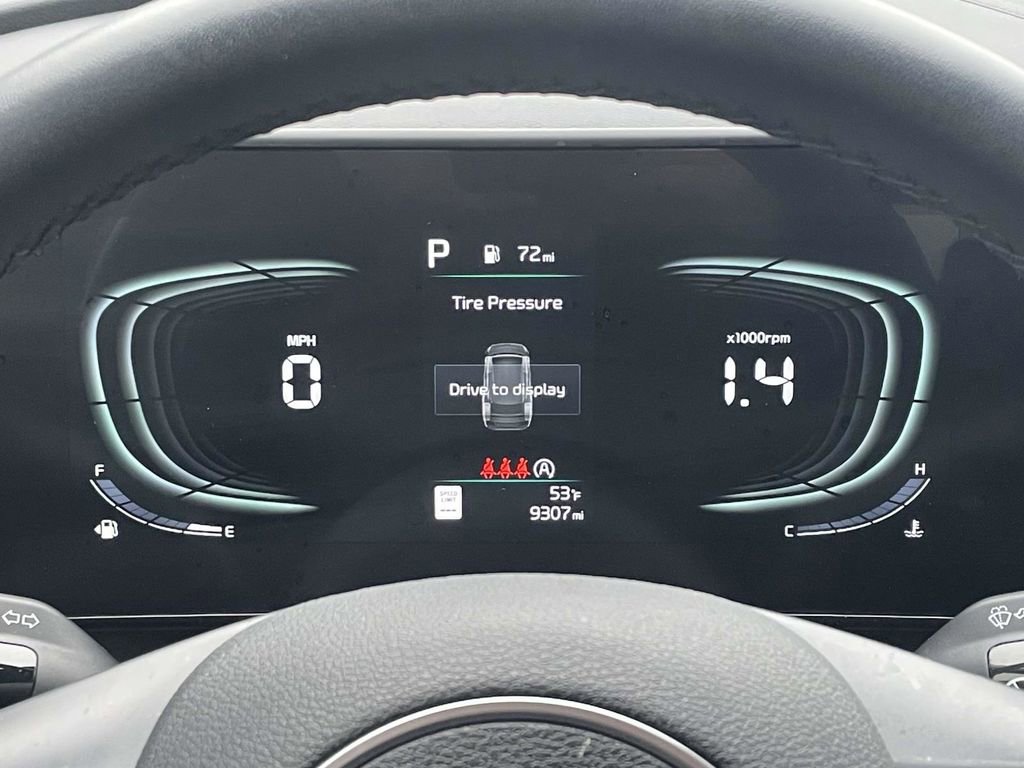 Used 2024 Kia Sportage EX image 28