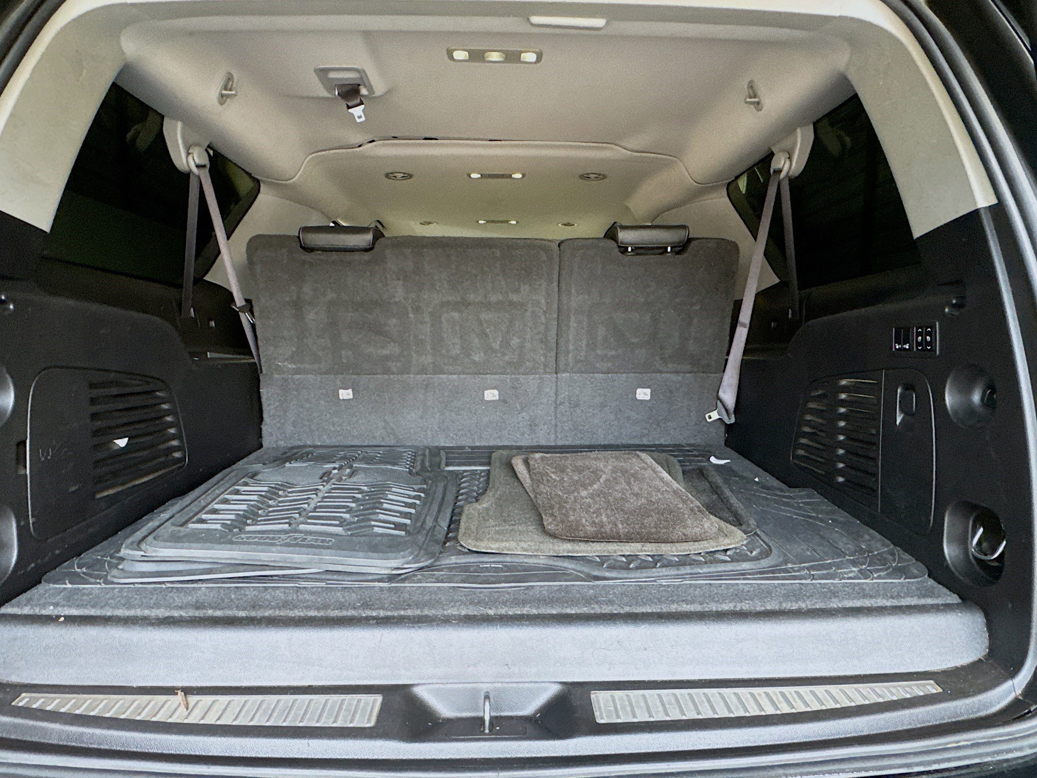 Used 2016 GMC Yukon XL SLT image 17