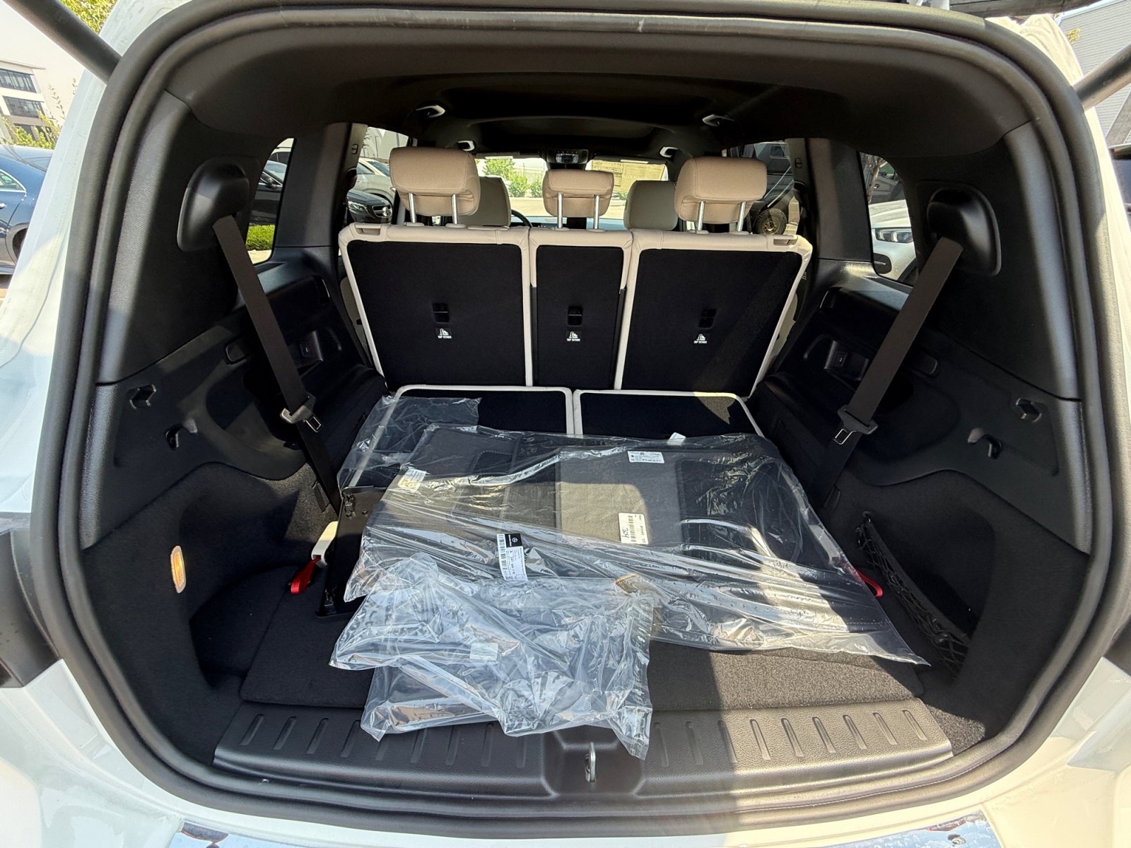 New 2026 Mercedes-Benz GLB 250 4MATIC image 34