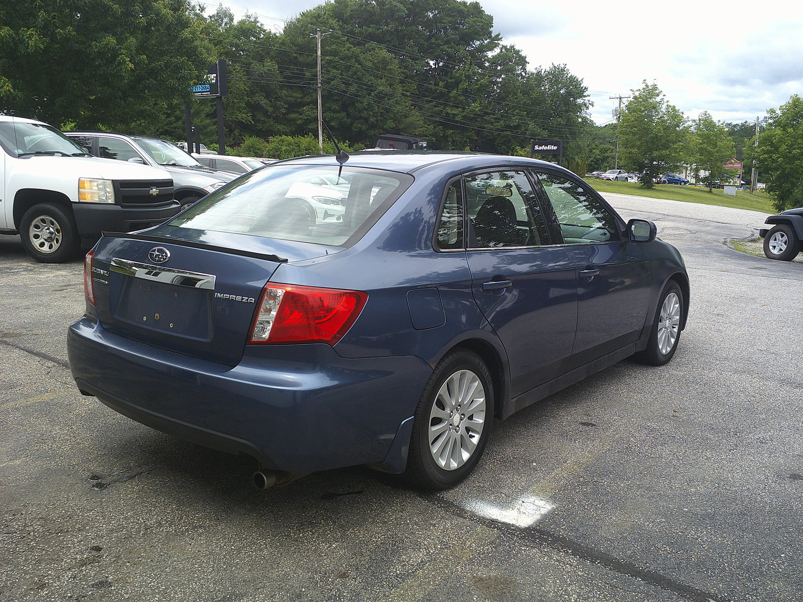 Used 2011 Subaru Impreza 2.5i Premium w/ PWR Moonroof Value Pkg AWD/4WD image 5