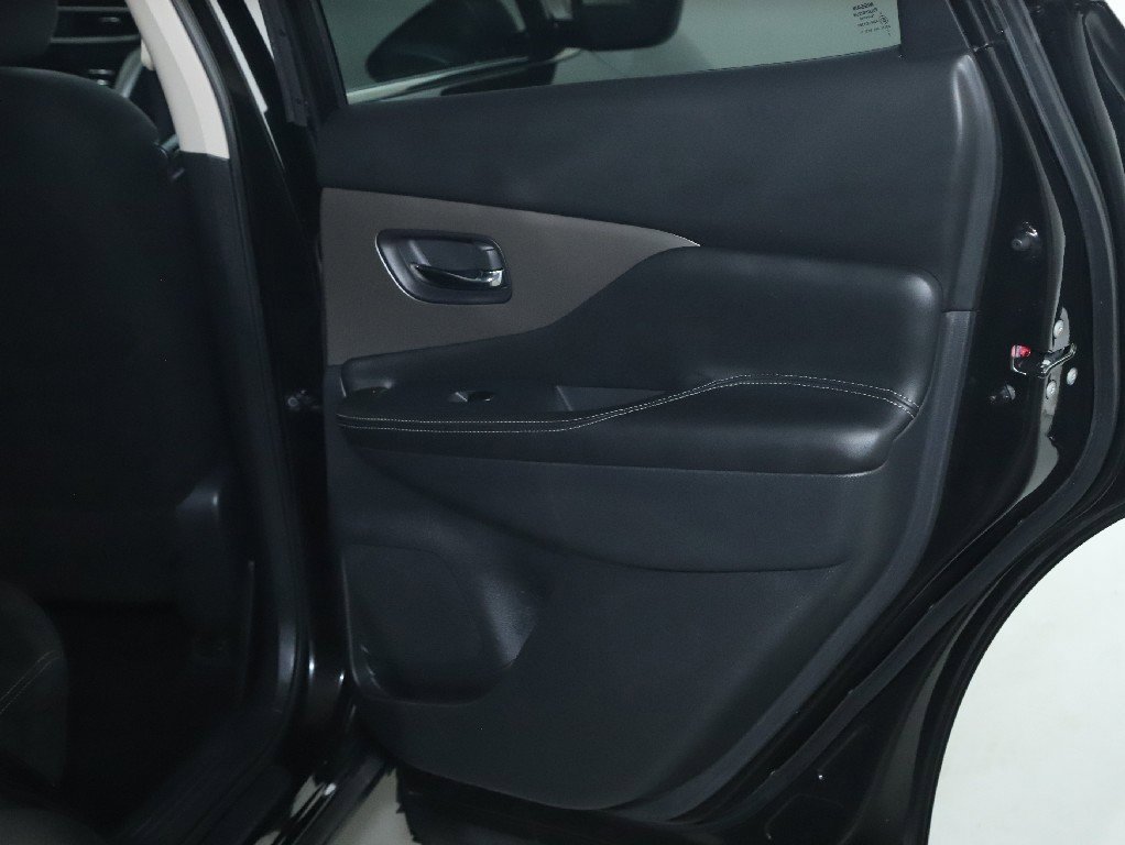 Used 2020 Nissan Murano S w/ Technology Package image 29