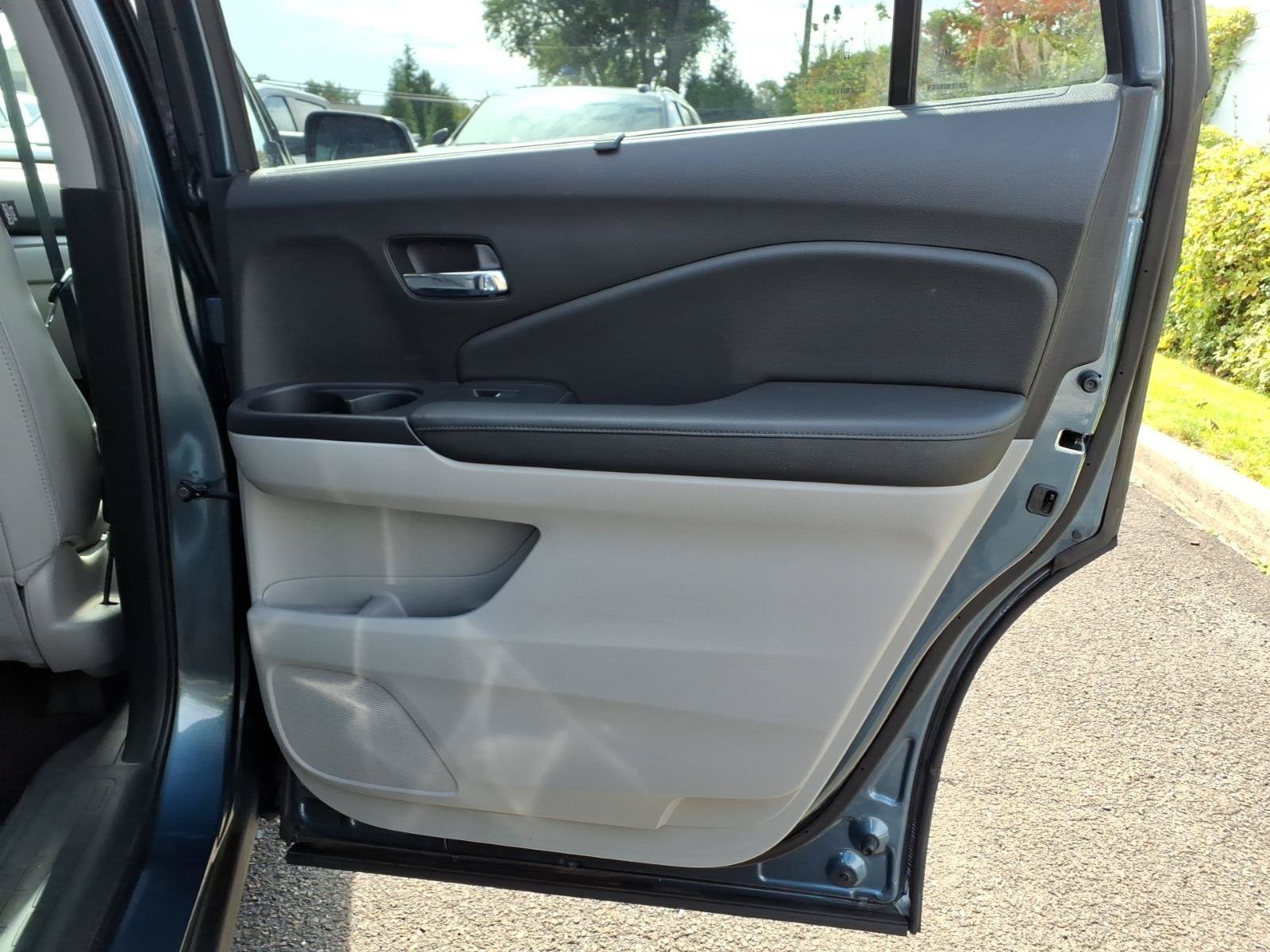 Used 2019 Honda Pilot EX-L image 30
