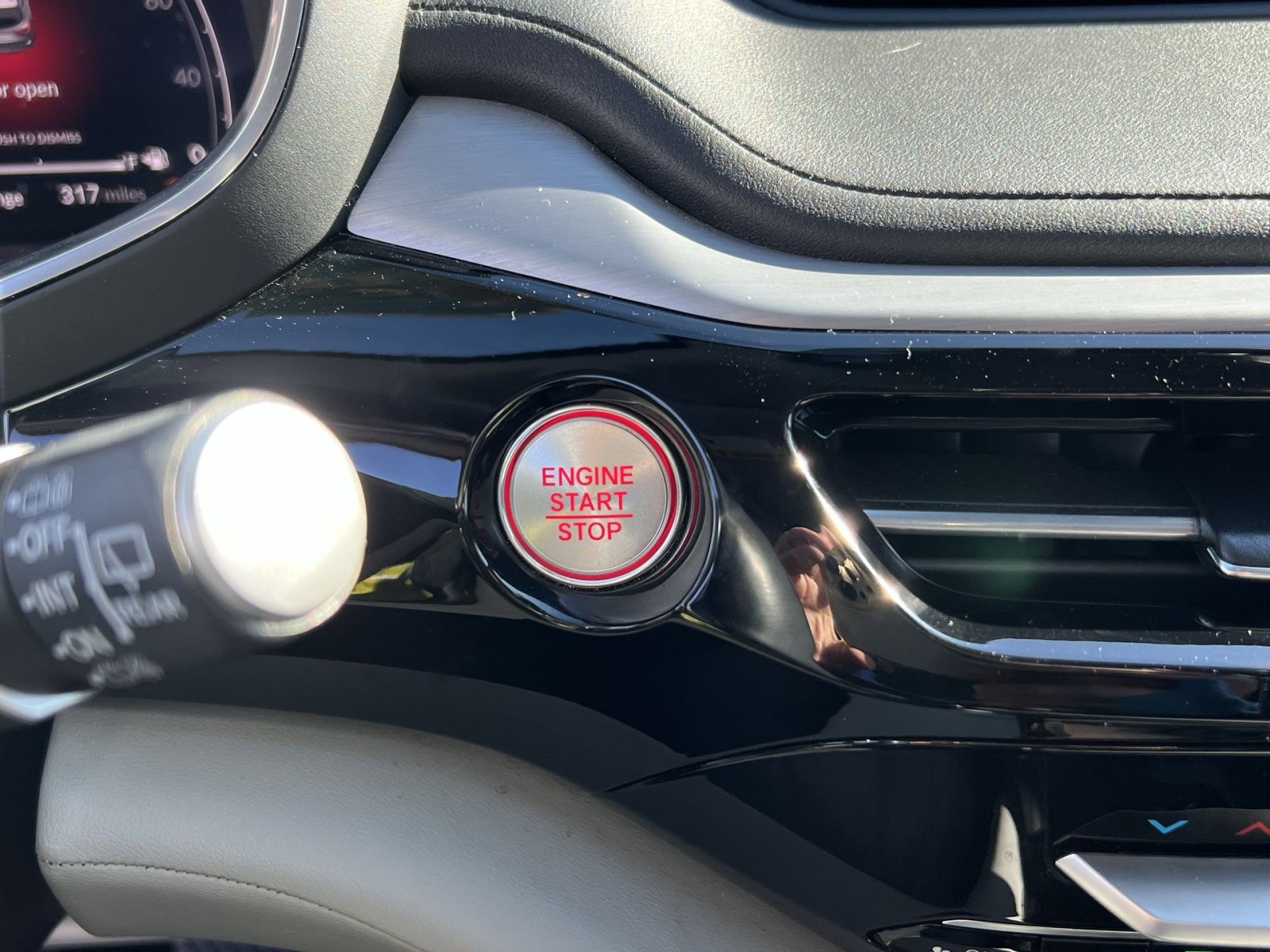 Certified 2023 Acura MDX w/Technology Package image 34