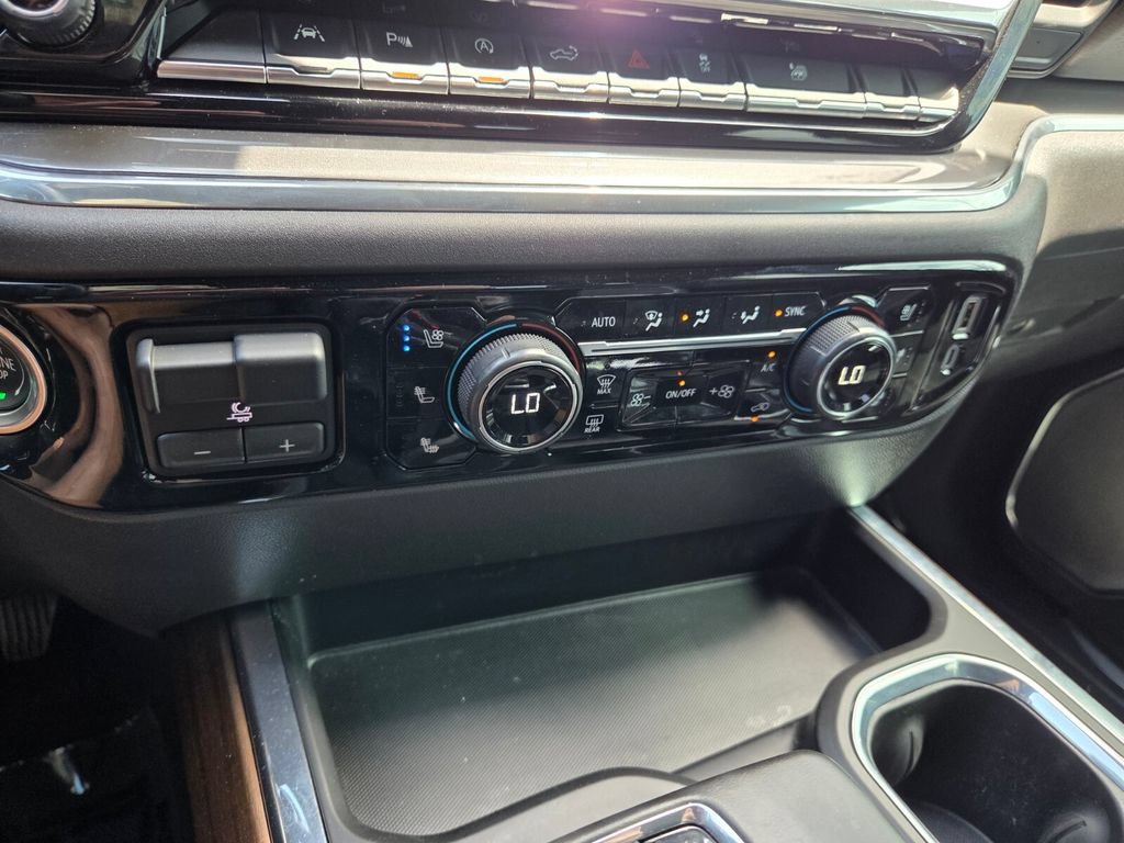 Certified 2024 Chevrolet Silverado 1500 High Country w/ Max Trailering Package AWD/4WD image 26