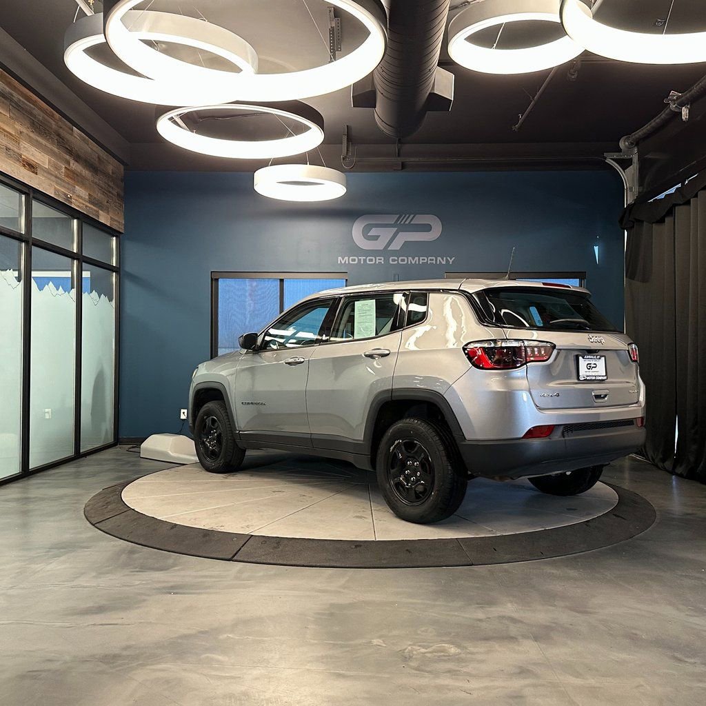 Used 2020 Jeep Compass Sport w/ Cold Weather Group AWD/4WD image 5