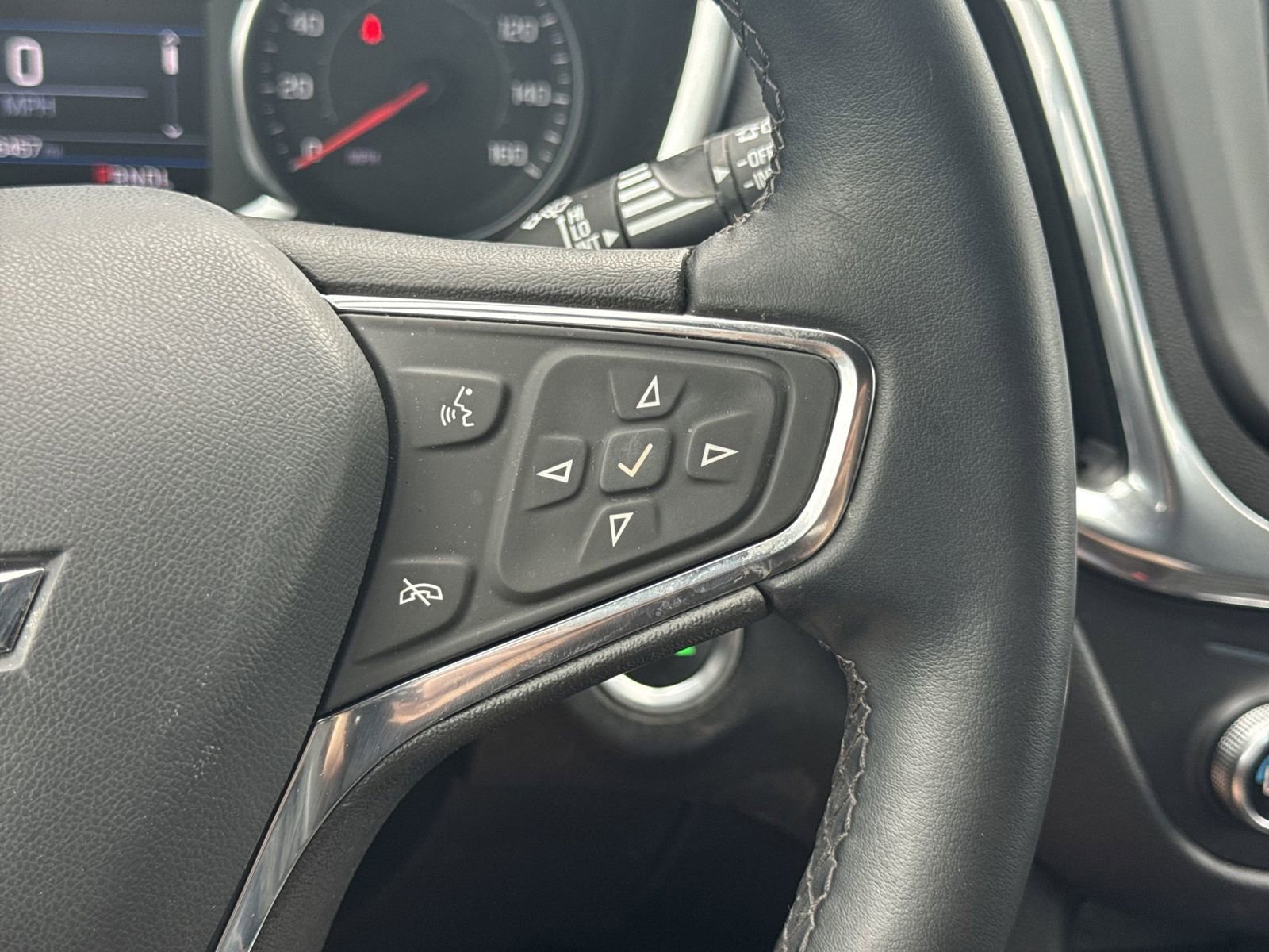 Used 2024 Chevrolet Equinox LT image 20