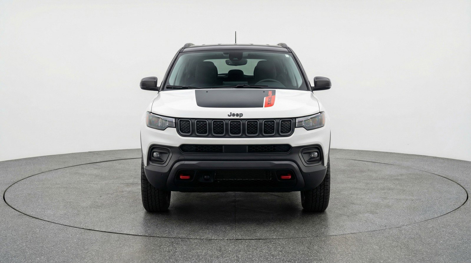 Used 2025 Jeep Compass Trailhawk image 2