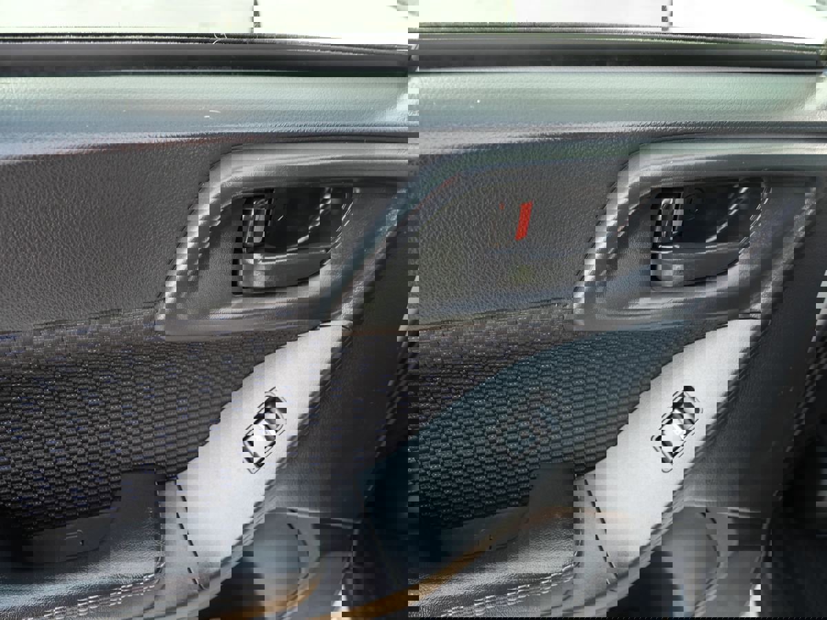 Used 2018 Subaru Forester 2.5i Premium w/ All-Weather Package image 23