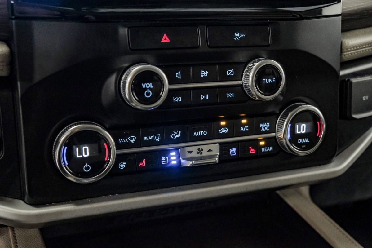 Used 2022 Ford Expedition Max Limited image 27