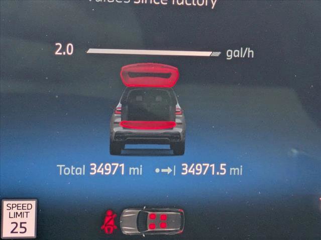 Used 2024 BMW X7 M60i w/ M Sport Professional Package image 11