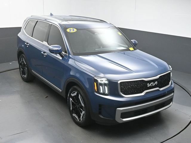 Used 2023 Kia Telluride EX image 44
