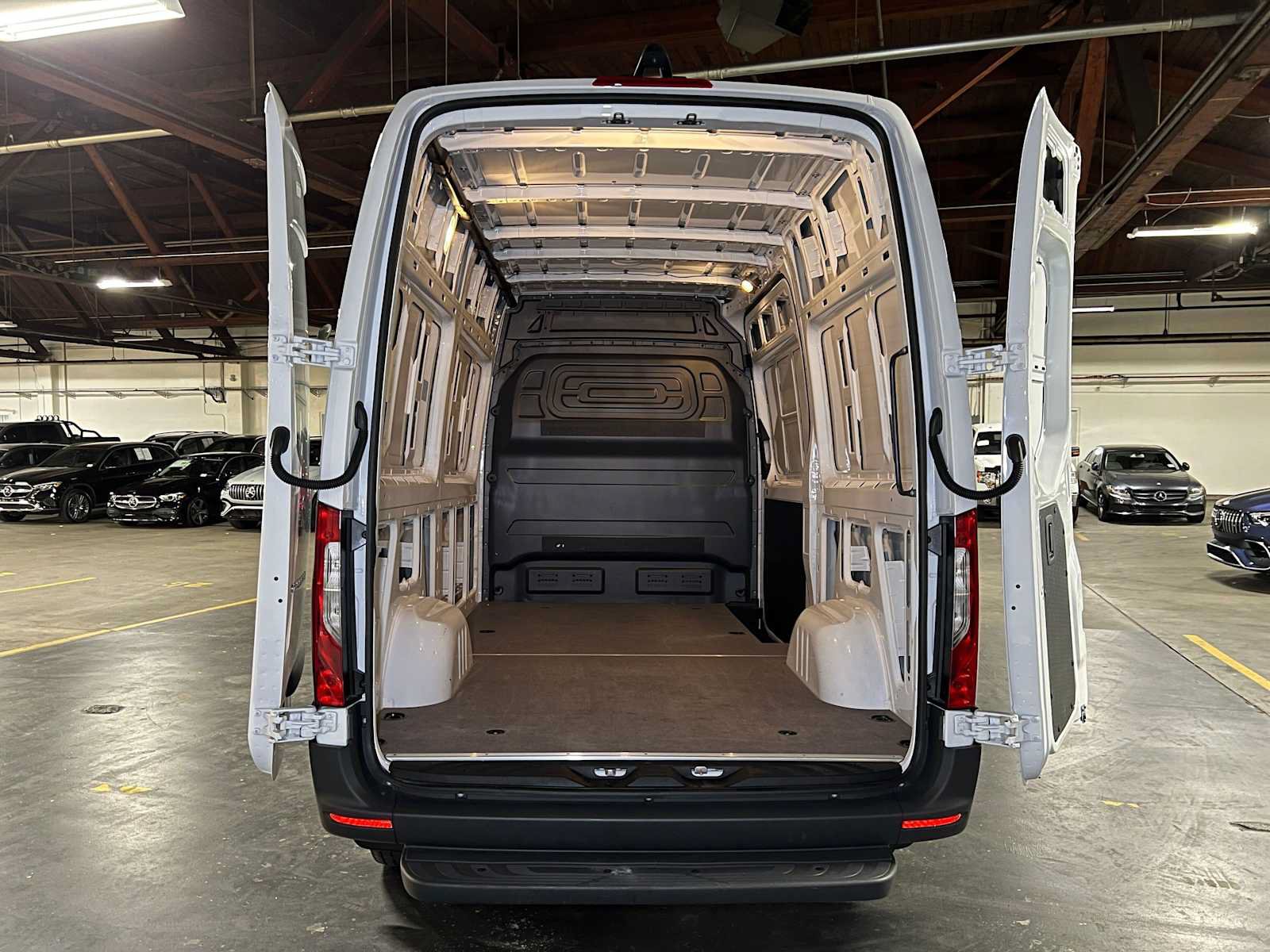 Used 2026 Mercedes-Benz Sprinter 2500 image 17