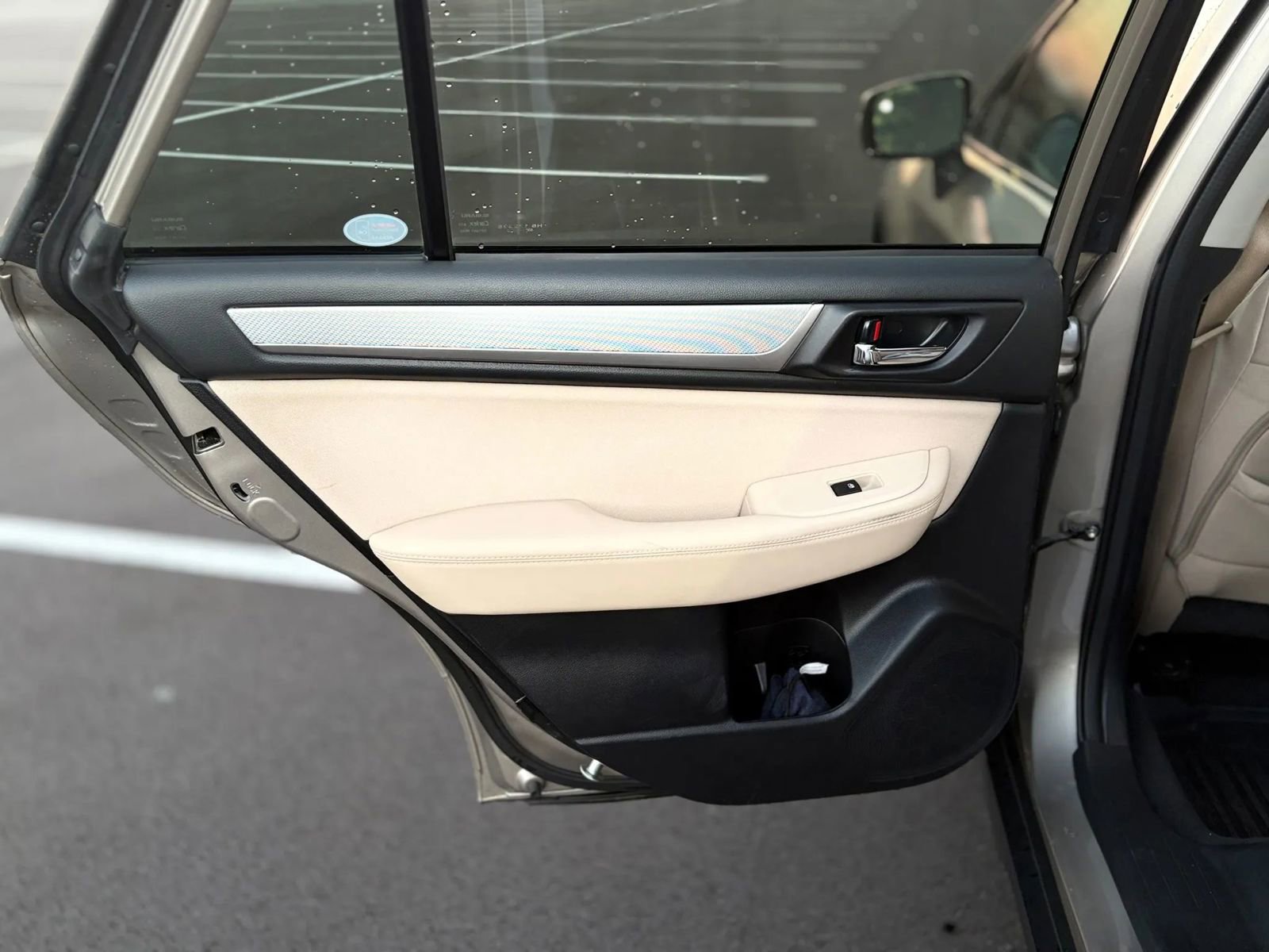 Used 2019 Subaru Outback 2.5i Premium image 12