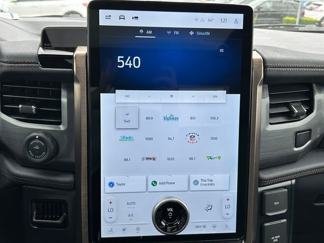 New 2025 Ford F150 Lightning Lariat image 17