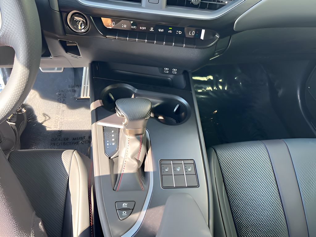 Used 2024 Lexus UX 250h F Sport AWD/4WD image 17