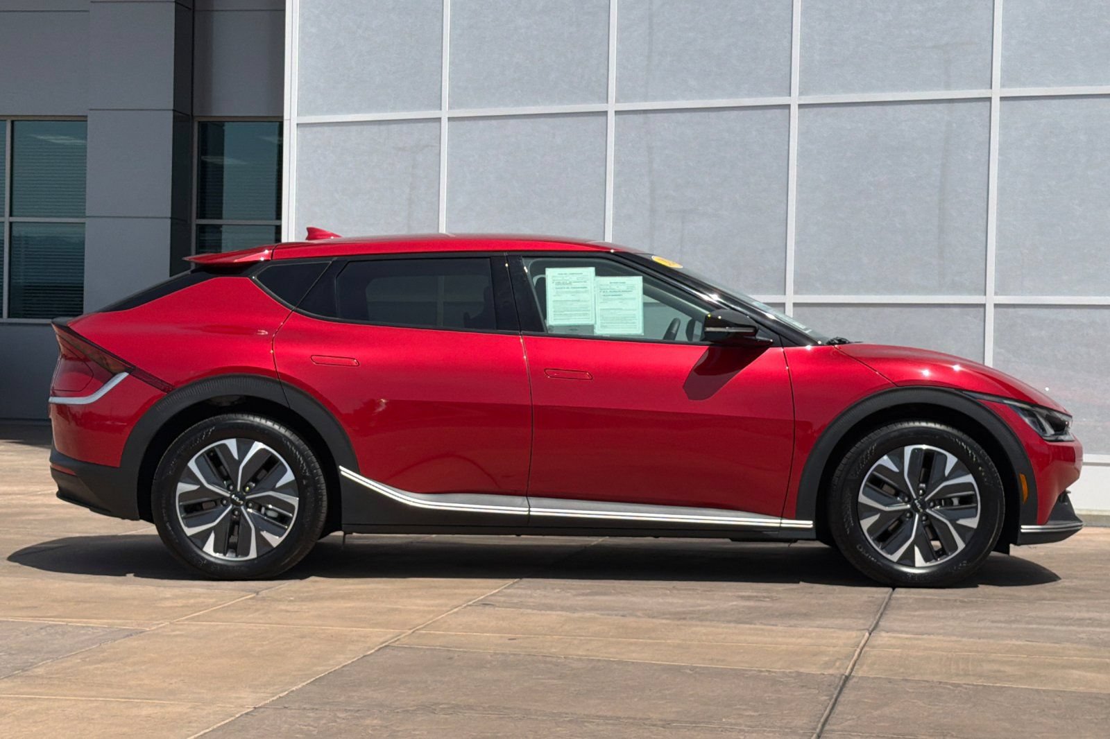Used 2024 Kia EV6 Light RWD video 3