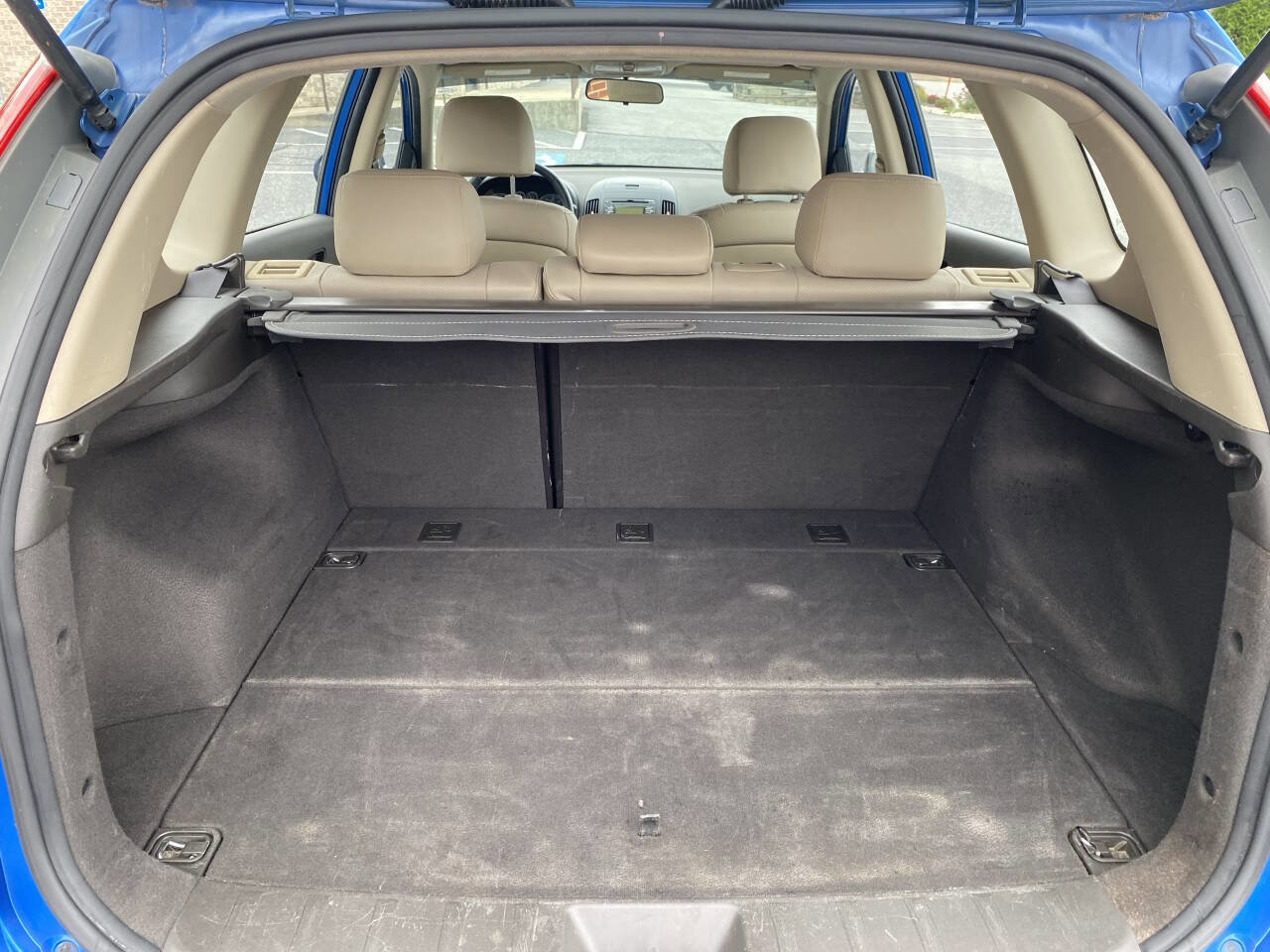 Used 2011 Hyundai Elantra image 24