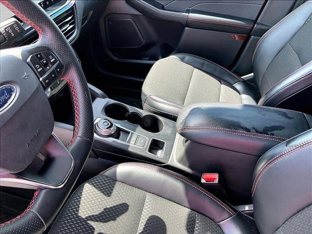 Used 2024 Ford Escape ST-Line w/ Tech Pack #1 FWD image 15