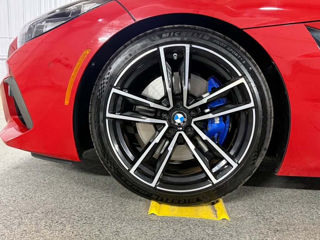 Used 2022 BMW Z4 M40i w/ Premium Package RWD image 16