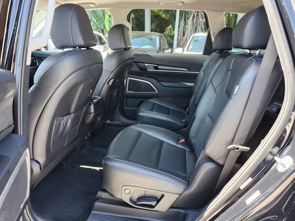 Used 2023 Kia Telluride S w/ S Sunroof Package image 7