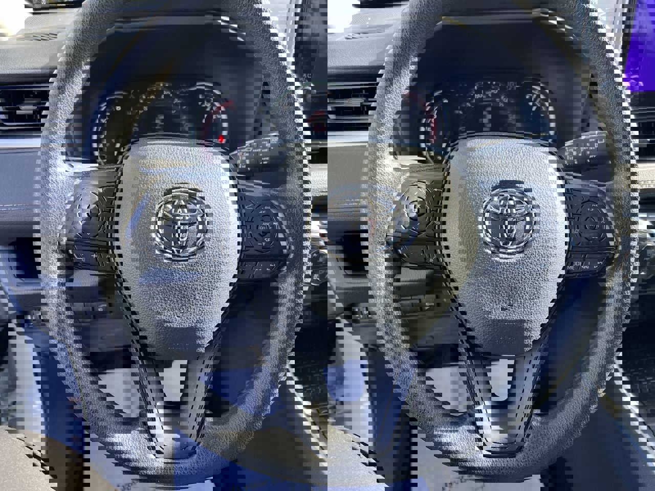 Used 2024 Toyota RAV4 XLE image 18