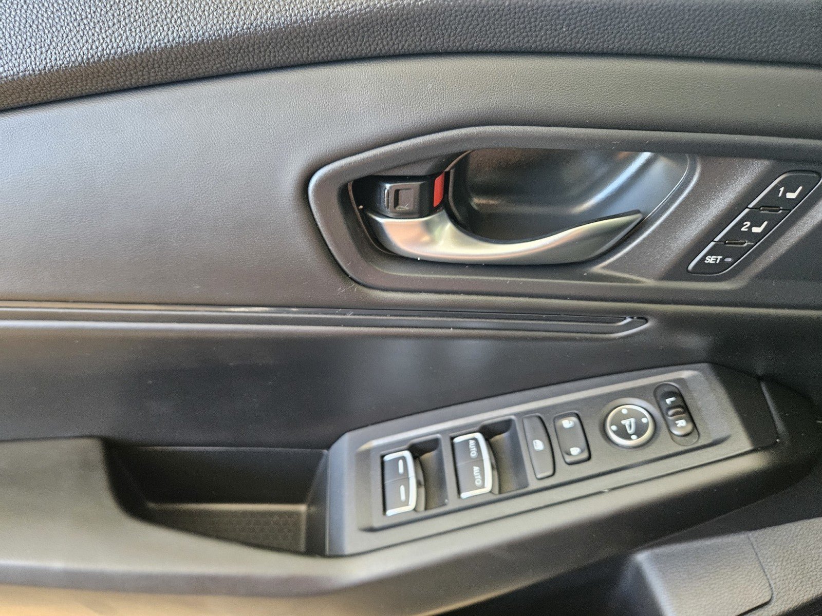 Used 2024 Honda Accord EX-L image 29