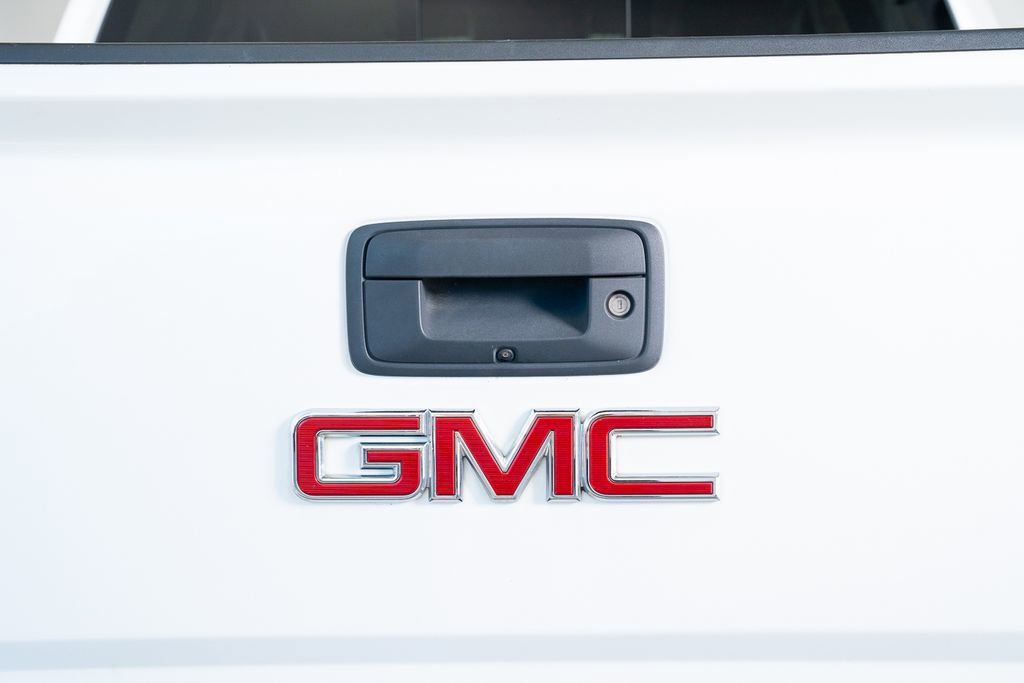 Used 2018 GMC Sierra 1500 SLT AWD/4WD image 17