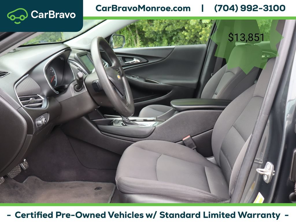 Certified 2017 Chevrolet Malibu LT FWD image 12