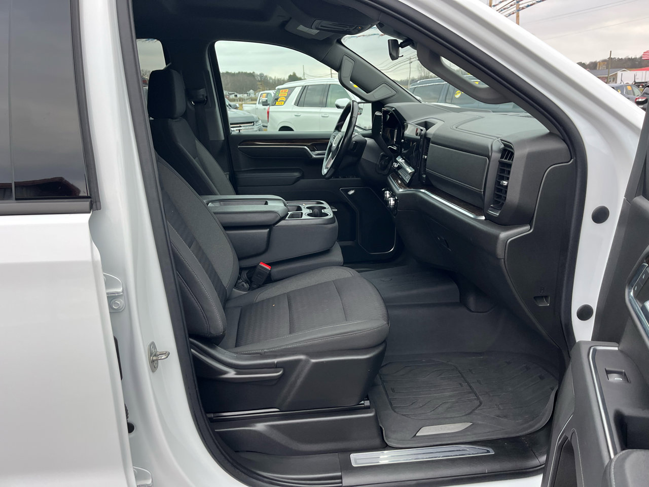 Used 2022 GMC Sierra 1500 Elevation image 26