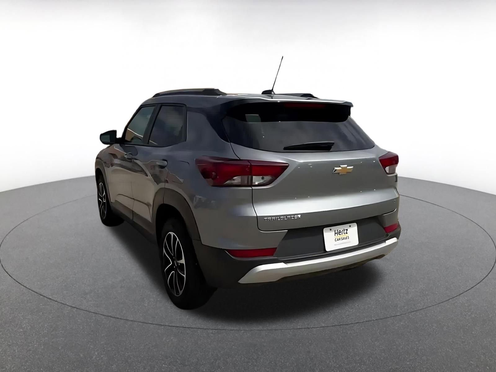 Used 2025 Chevrolet TrailBlazer LT FWD image 11