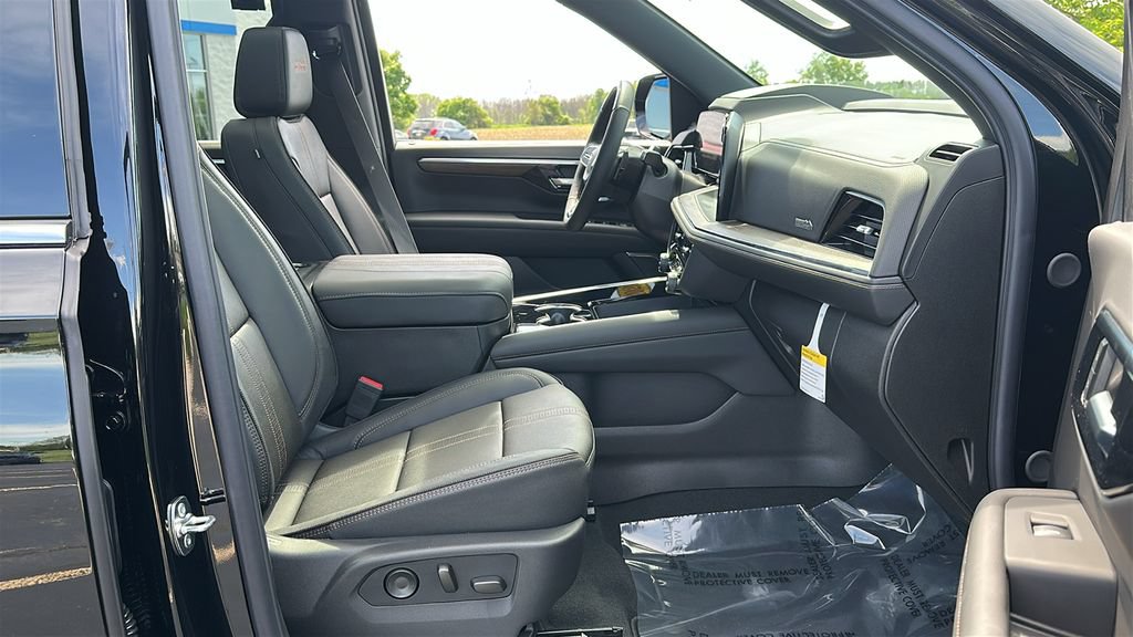 New 2026 Chevrolet Tahoe High Country AWD/4WD image 33