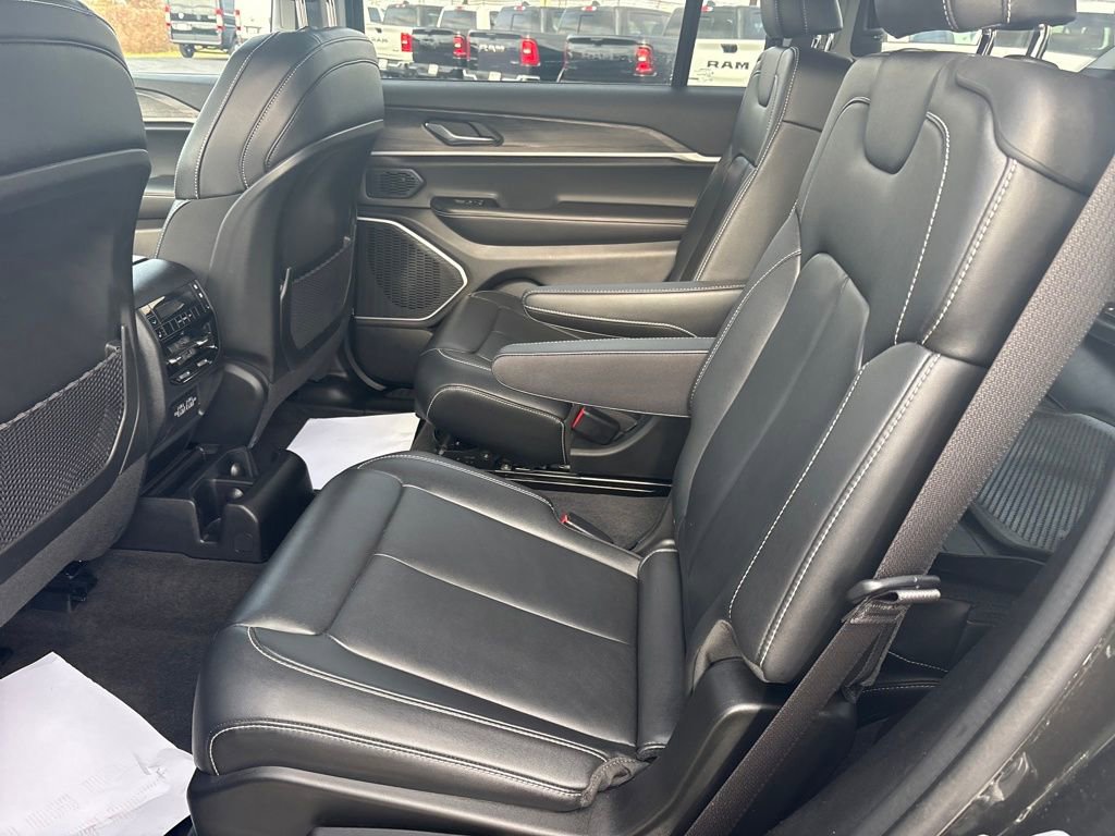 Certified 2021 Jeep Grand Cherokee L Limited image 24