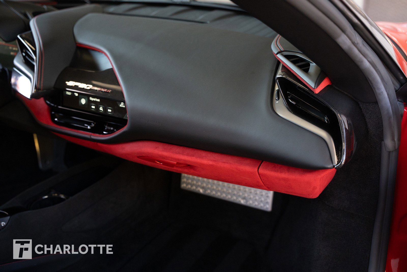 Used 2021 Ferrari SF90 Stradale image 30