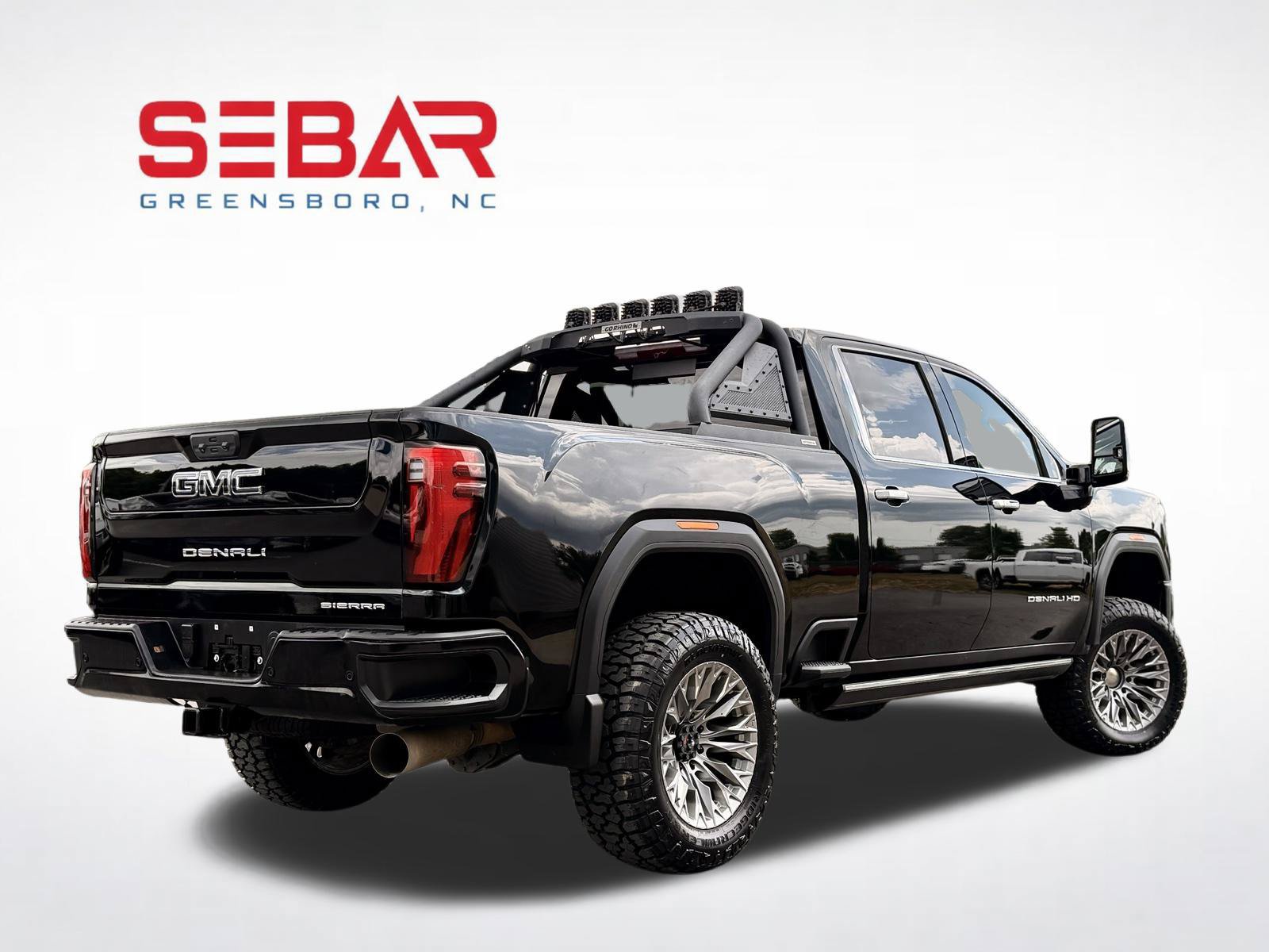 Used 2024 GMC Sierra 2500 Denali Ultimate w/ Max Trailering Package AWD/4WD image 7