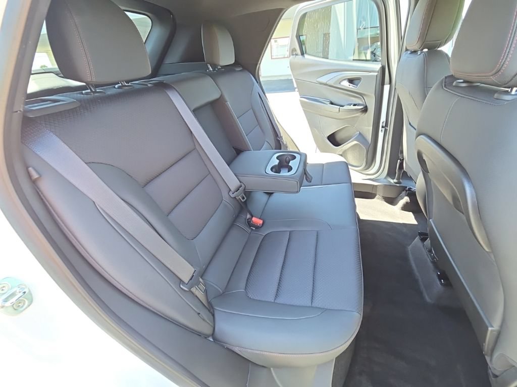 Used 2023 Chevrolet TrailBlazer RS w/ Convenience Package FWD image 29
