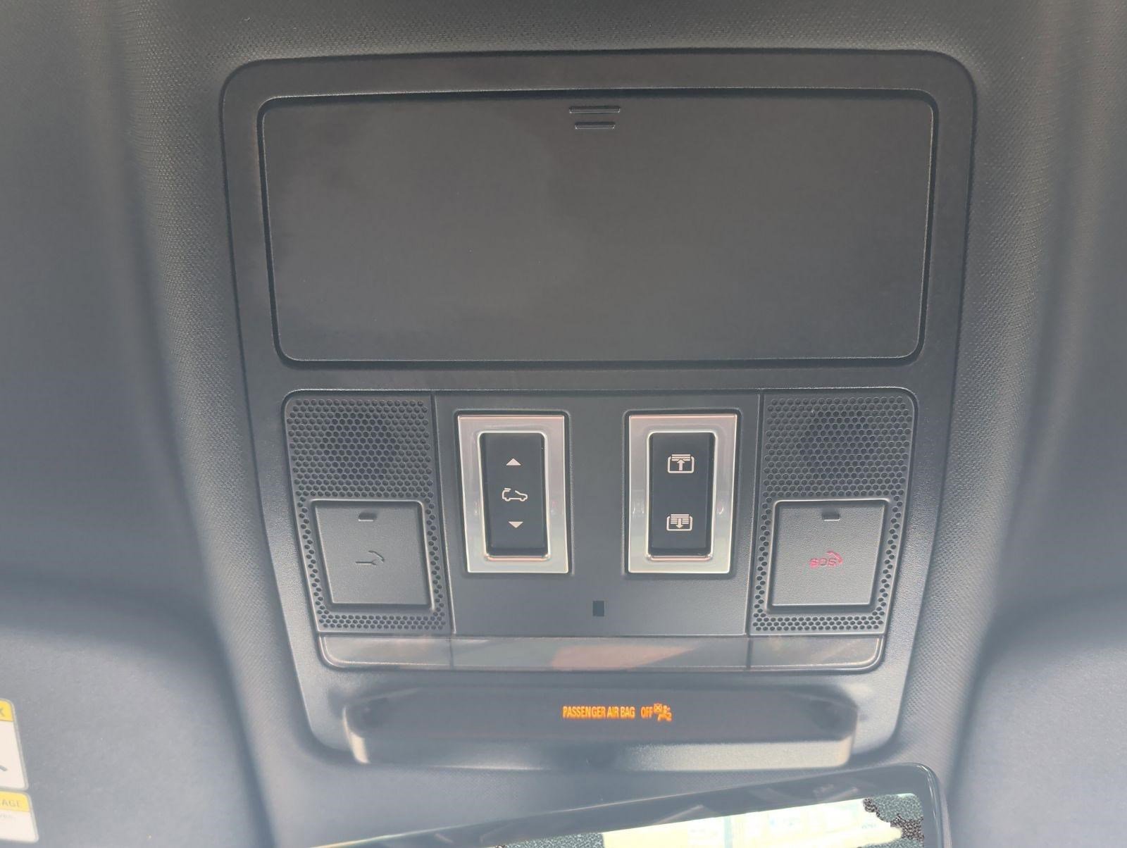 Used 2021 Land Rover Defender 110 X-Dynamic HSE image 22