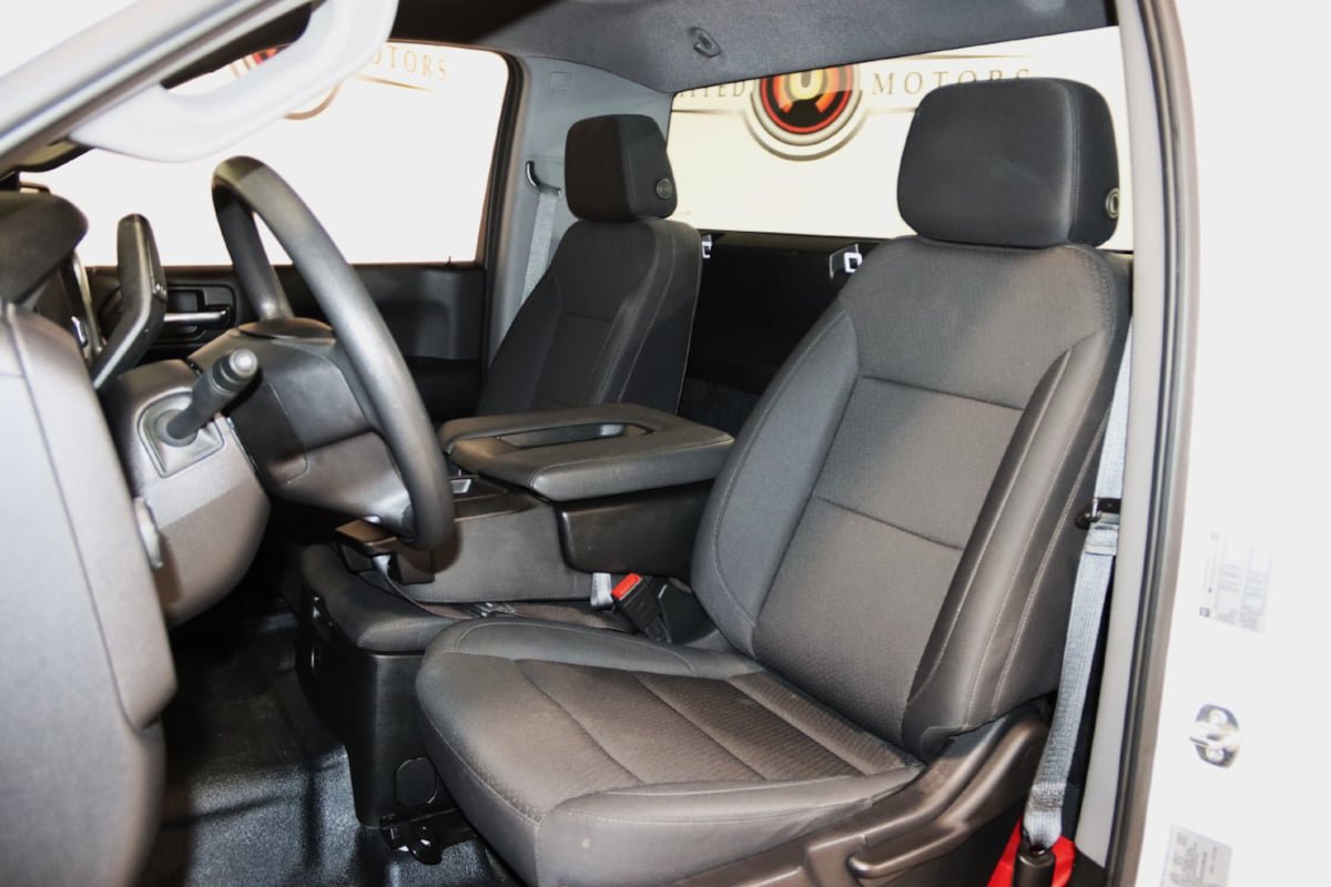 Used 2025 Chevrolet Silverado 1500 W/T RWD image 36