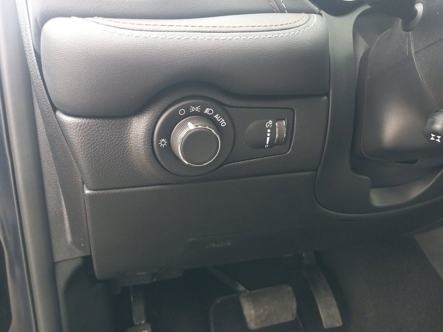 Used 2025 Dodge Durango SRT Hellcat image 42