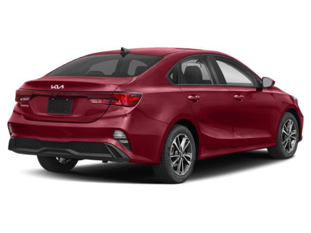 Certified 2022 Kia Forte LXS FWD image 2