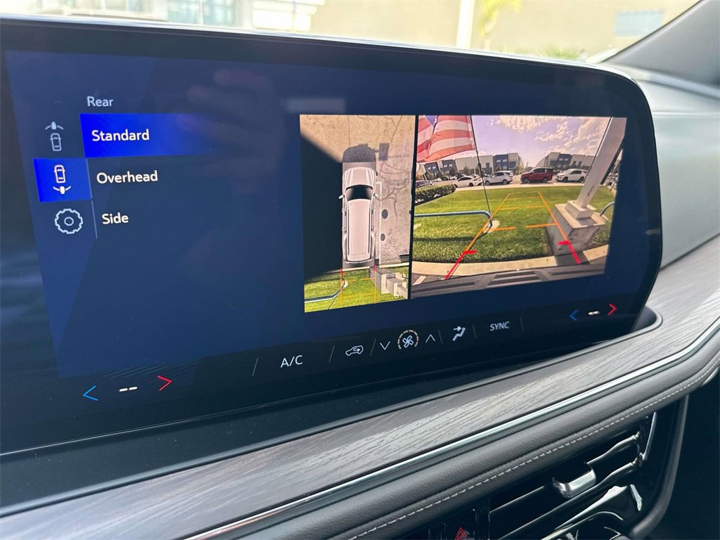 New 2026 Chevrolet Suburban LS image 22