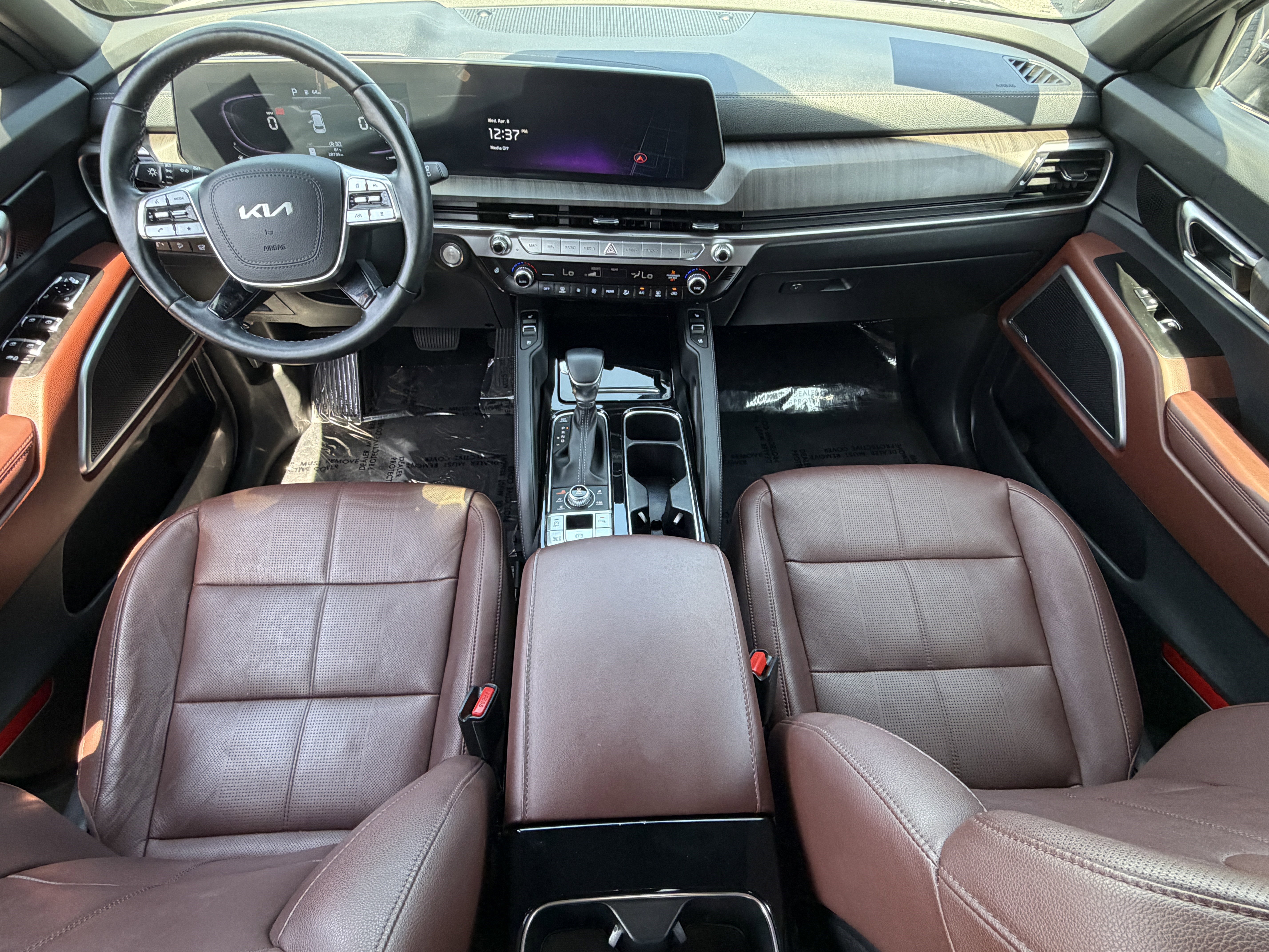 Used 2023 Kia Telluride EX w/ EX Captain's Chair Package image 27